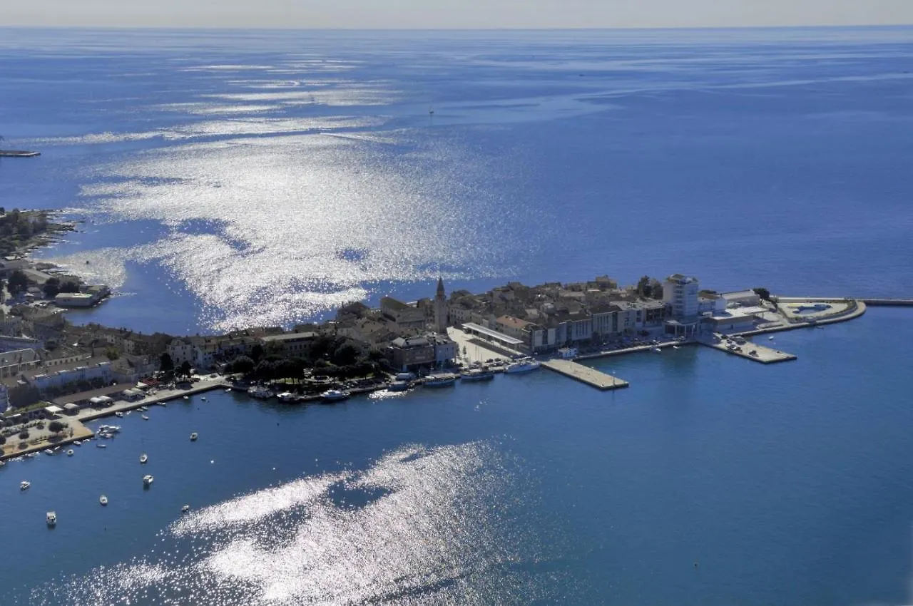 Studio Apartment In Umag With Balcony, Wifi 853-4