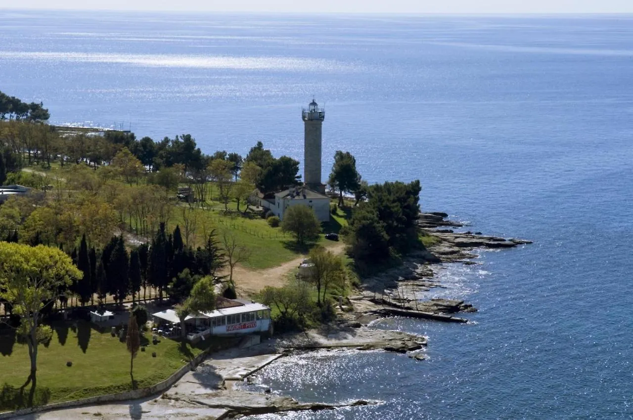 Studio Apartment In Umag With Balcony, Wifi 853-4 0*,